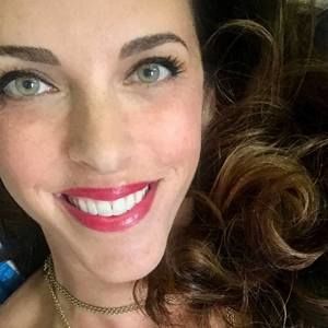 Meet your Posher, Hayley